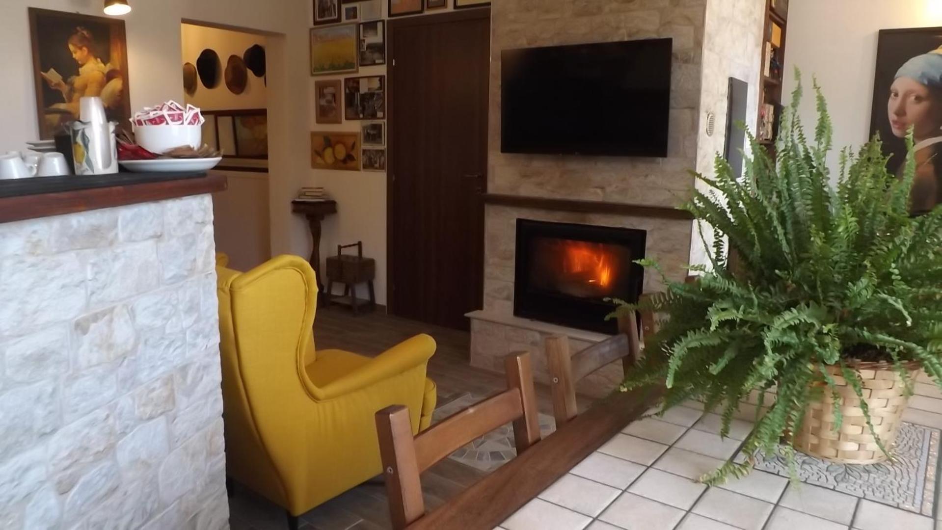 Bed and Breakfast Beb Nonno Baffo Avola Exterior foto