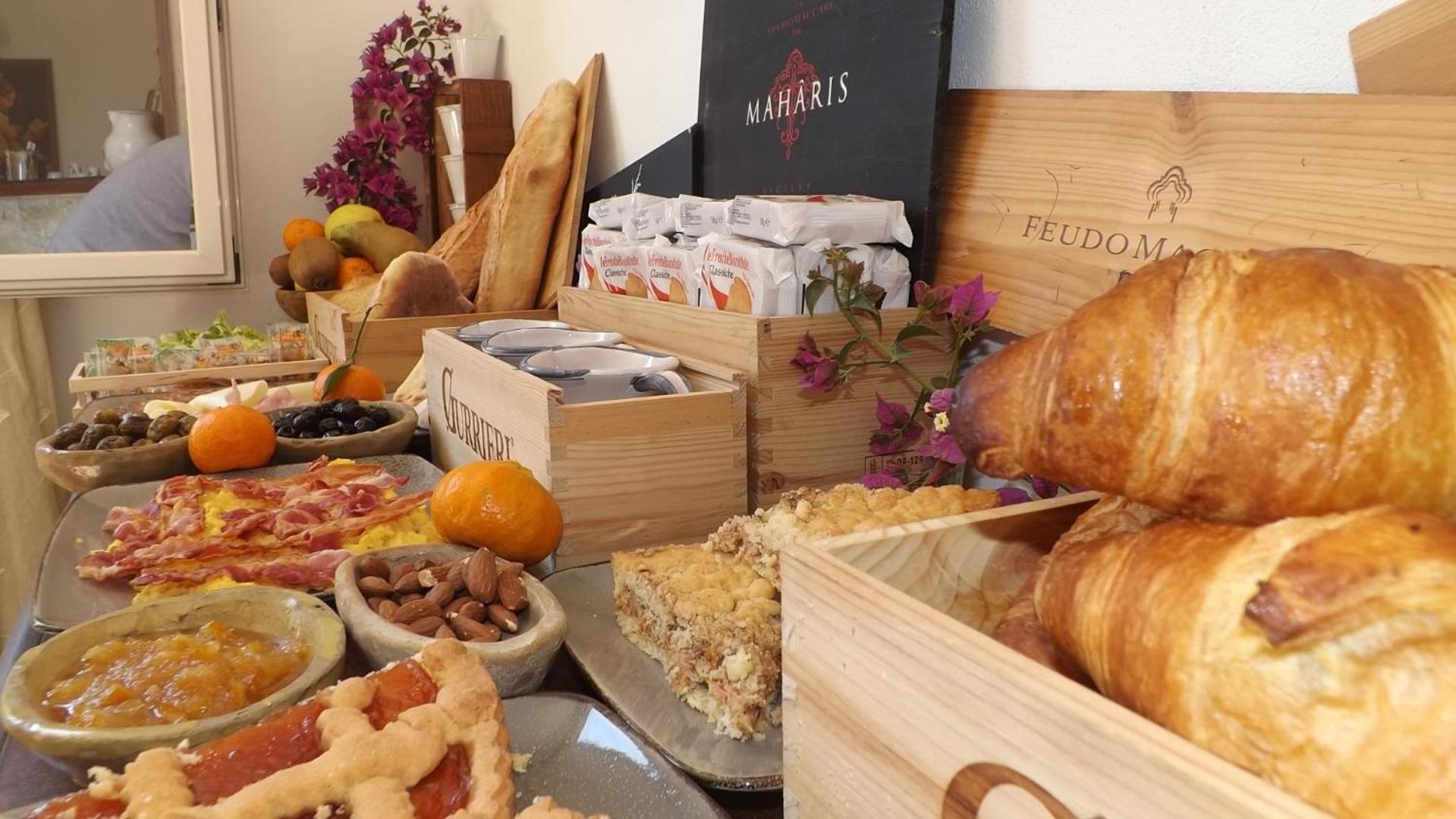 Bed and Breakfast Beb Nonno Baffo Avola Exterior foto