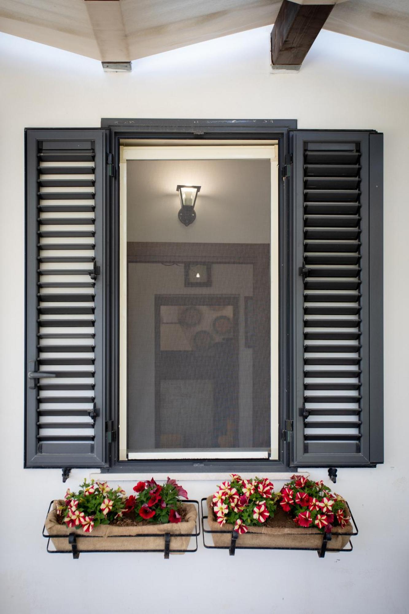 Bed and Breakfast Beb Nonno Baffo Avola Exterior foto